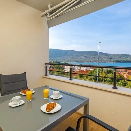 Sea & Sunset View Apartamento