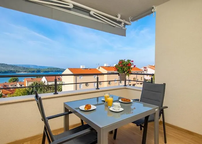 Sea & Sunset View דירה קרס